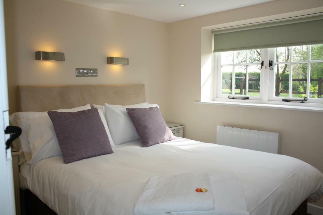 The Rectory Lacock Cottages Extérieur photo